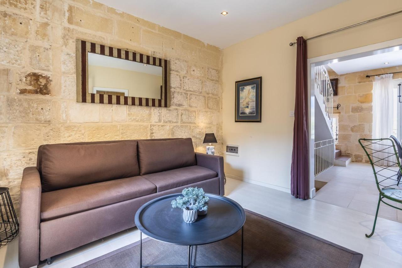 Valletta Bastions Seafront House Exterior photo