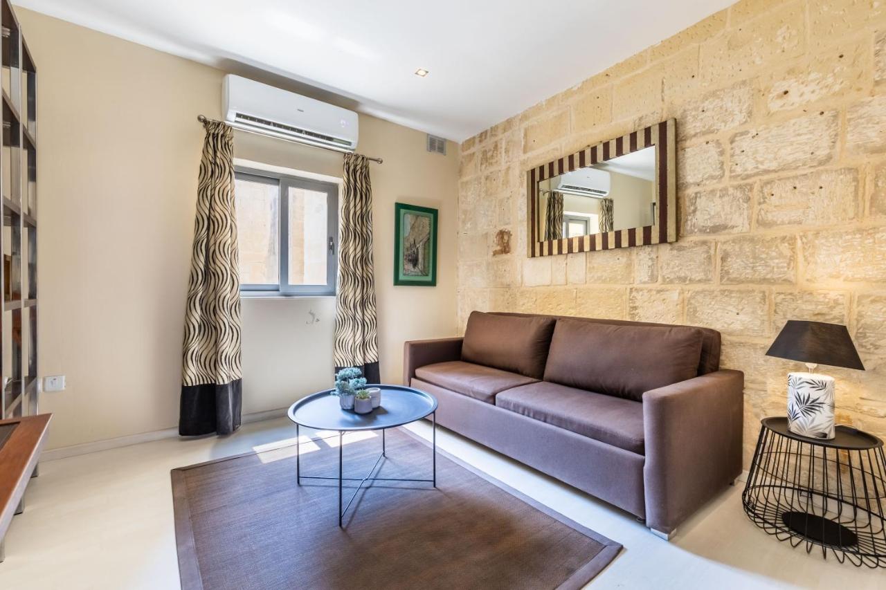 Valletta Bastions Seafront House Exterior photo